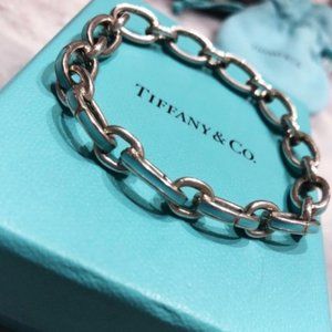 Tiffany & Co.Sterling Silver Clasping Link Braclet